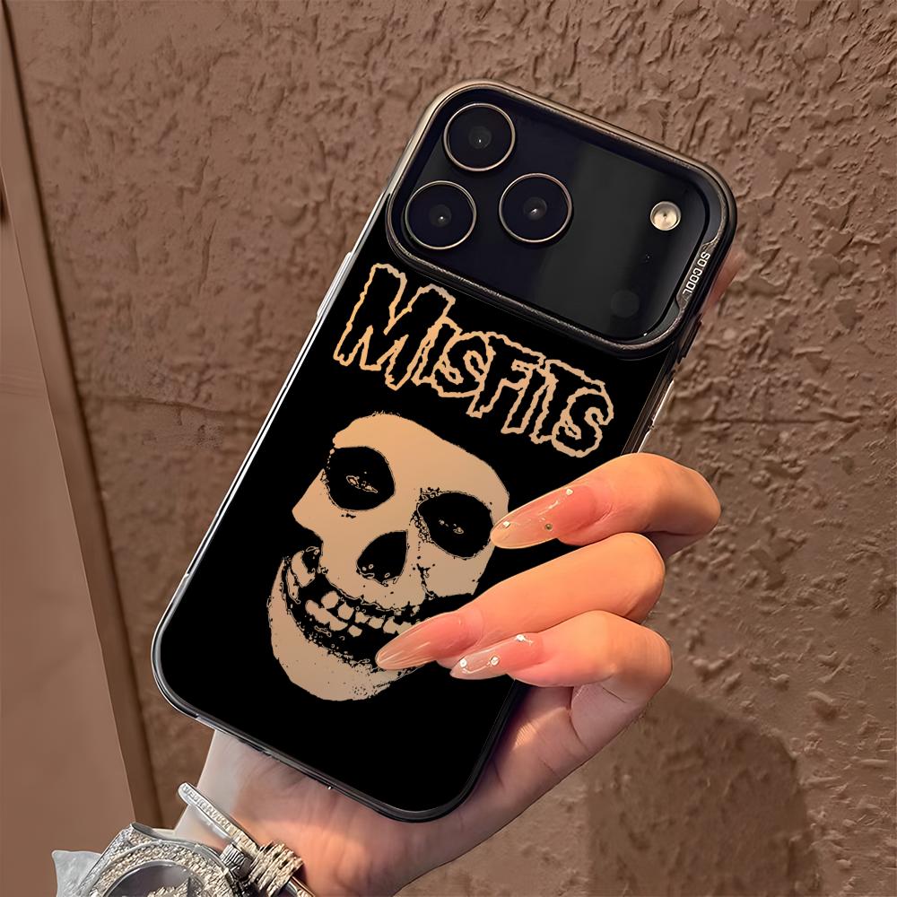 Funda Misfits para iPhone 17 1 - Apple Iphone 16 reseña y precio